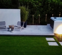 moderne tuin met spa 3